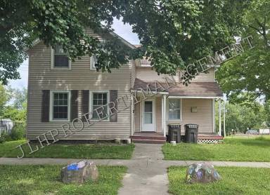 Main picture of 604 W Ringold St