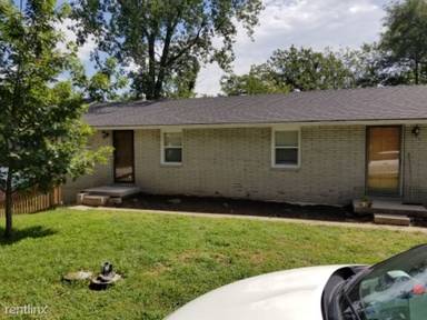 Main picture of 5135 N Bellaire Ave