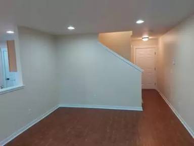 Main picture of 2200 Greenview Cir