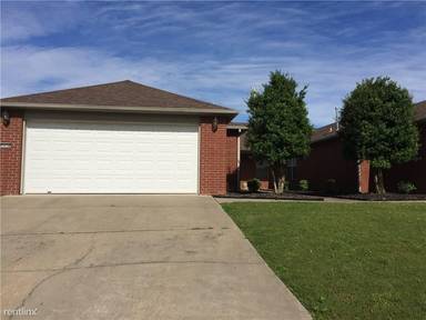 Main picture of 2484 N Jeremiah Pl