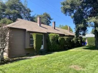Main picture of 1645 N Killingsworth St