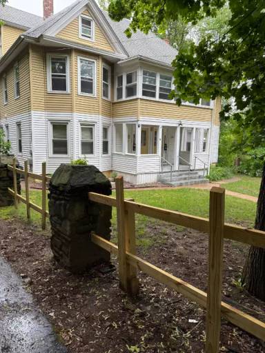 Main picture of 12 2 Arch St