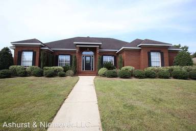 Main picture of 8899 Lake View Dr