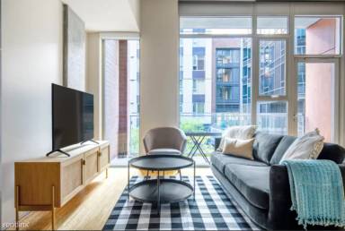 Main picture of Rollin Street Flats