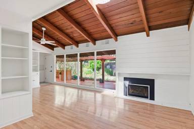 Main picture of 1098 Blackfield Way