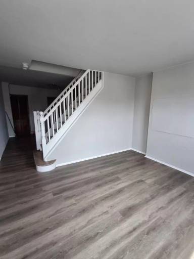 Main picture of 547 Ferry Ave