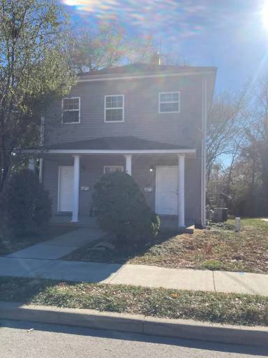 Main picture of 206 W Church St