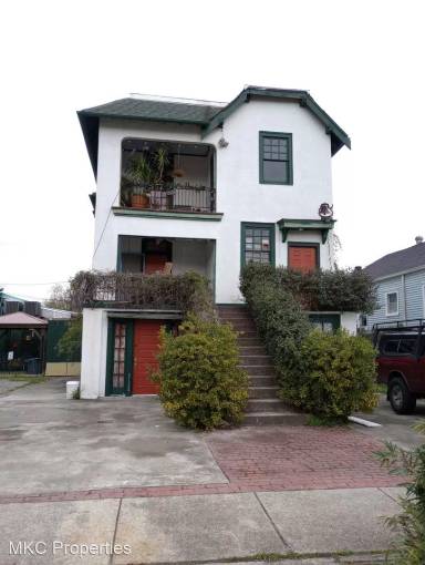 Main picture of 7 Marlborough Gate Pl