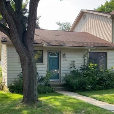 Main picture of 2052 Blue Lac Dr