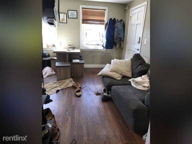 Main picture of 2 Elm Ct