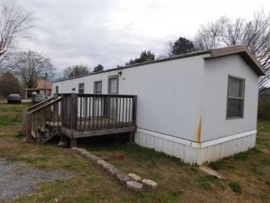Main picture of 1561 Benton Station Rd