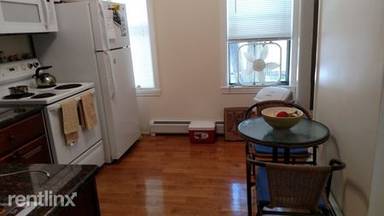 Main picture of 14 Leverett St