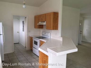 Main picture of 151679 19 Ave