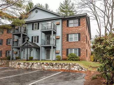 Main picture of 7 Northbrook Dr