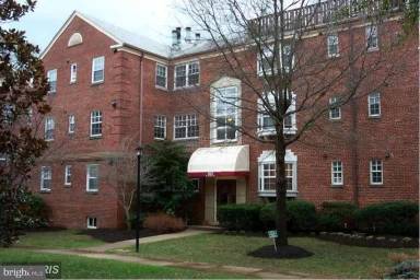 Main picture of 2103 N Scott St