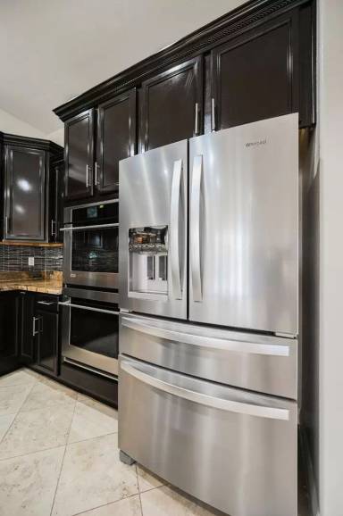 Main picture of 2062 Country Cove Ct