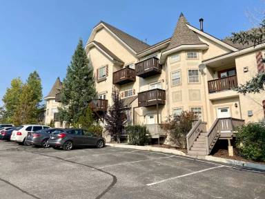 Main picture of 350 Fairway Dr