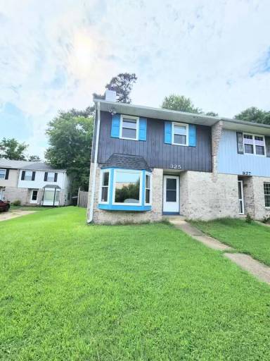 Main picture of 325 Hutton Cir