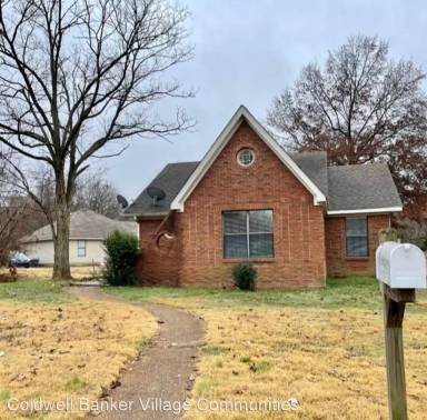 Main picture of 1606 Auburn Pl
