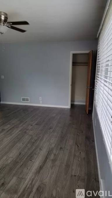 Main picture of 430 Glen Dr
