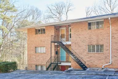 Main picture of 450 Medlock Rd