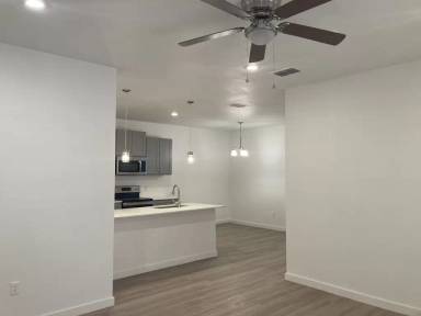 Main picture of 5502 Itasca St