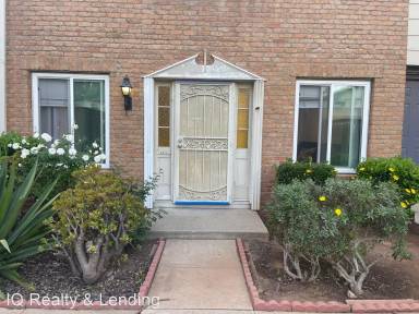 Main picture of 933 Greenfield Dr