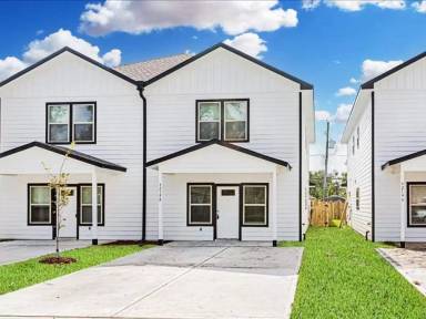 Main picture of 8210 Parker Rd