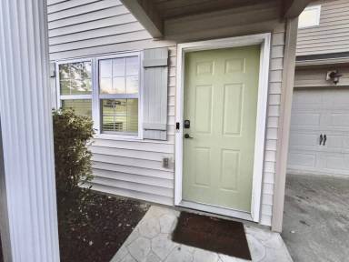 Main picture of 232 Chloe Dr