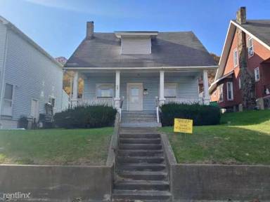 Main picture of 3015 Orchard St