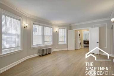 Main picture of 1352 W Carmen Ave