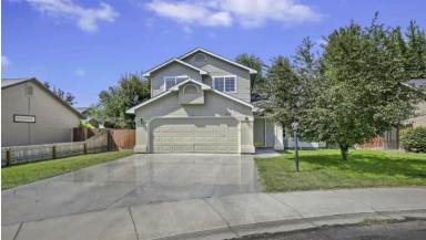 Main picture of 775 N Cygnus Pl