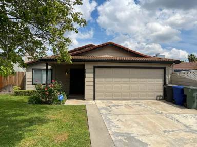 Main picture of 3636 Almeria Dr