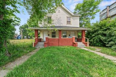 Main picture of 2956 Central Ave