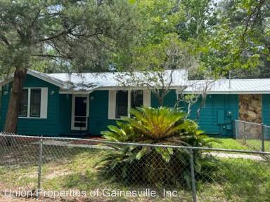 Main picture of 3315 NW 10th St