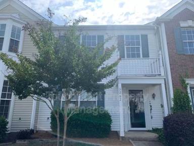 Main picture of 3221 Mannington Dr