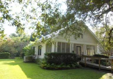 Main picture of 570 N Avenue J
