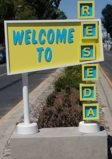 Main picture of 6425 Reseda Blvd