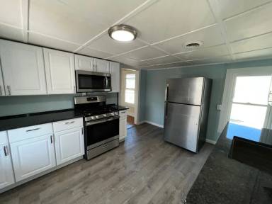 Main picture of 289 2nd St