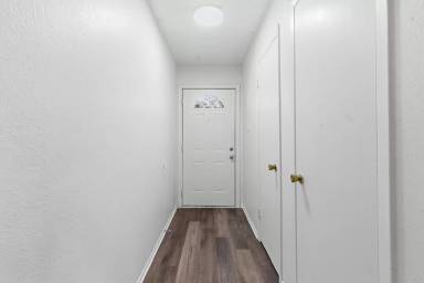 Main picture of 1302 Harvest Hill Ln