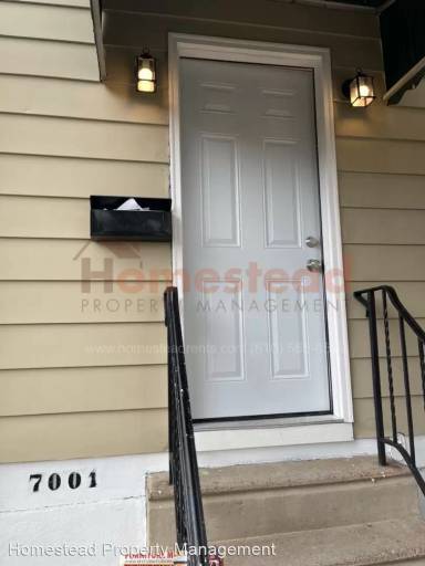 Main picture of 7001 Clinton Rd