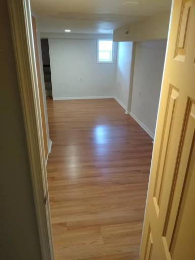 Main picture of 141 N Montford Ave
