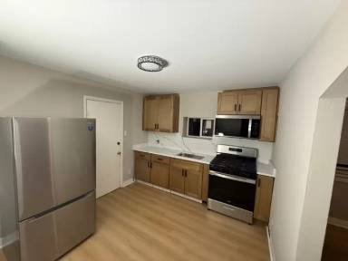 Main picture of 208 Frank Ave