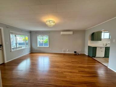 Main picture of 10222 17th Ave SW