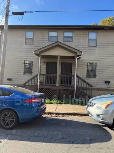 Main picture of 218 Crumley St SW
