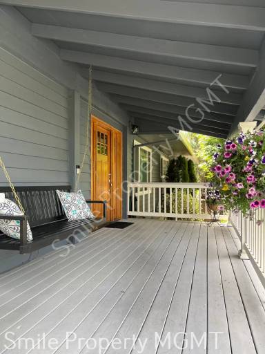 Main picture of 14375 SE Village Slope Ct