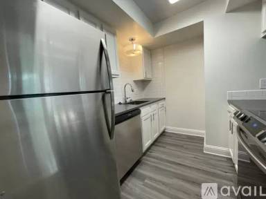 Main picture of Parkway Condominiums