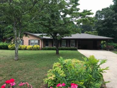 Main picture of 1321 Mary Dale Dr SW