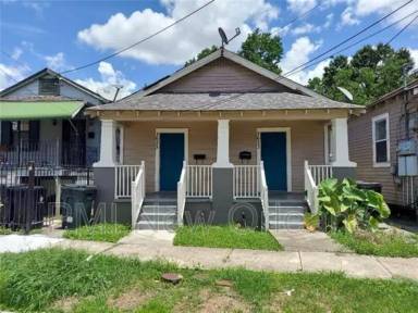 Main picture of 3623 Delachaise St