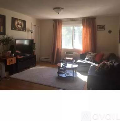 Main picture of 54 Lionel Ave